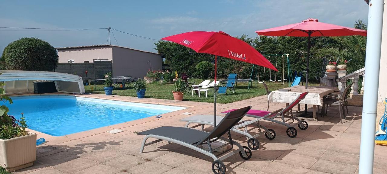 Charmante Maison Avec Piscine Anneyron Buitenkant foto