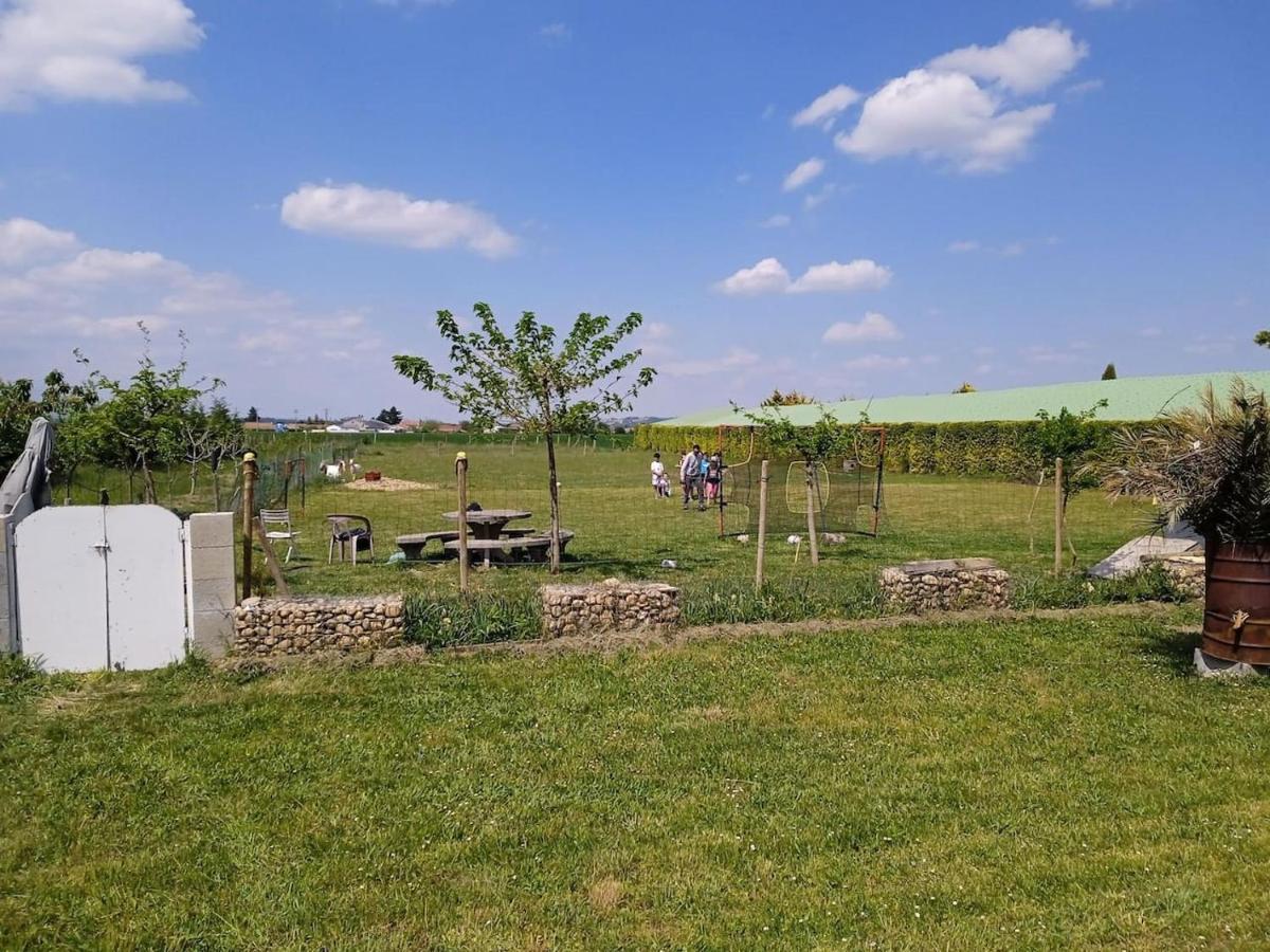 Charmante Maison Avec Piscine Anneyron Buitenkant foto